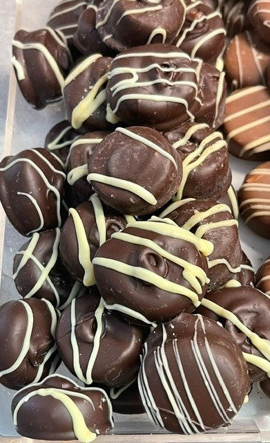 16pc Pre Packaged Assorted Creams