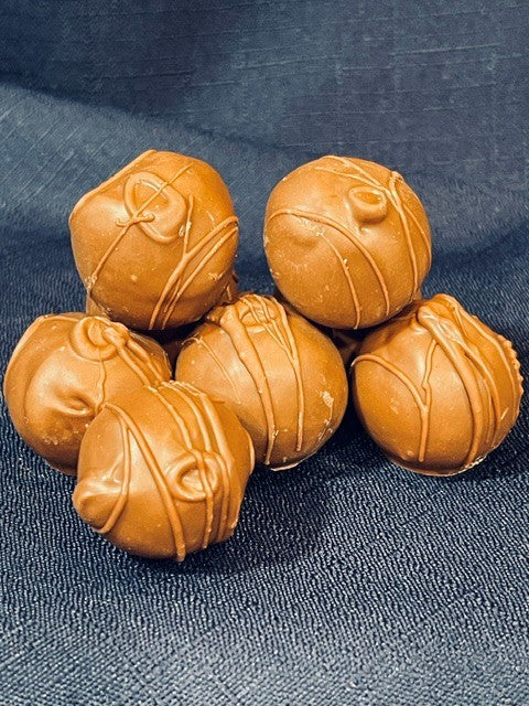 16pc Custom Cream Box