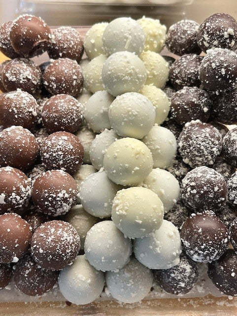 16pc Custom Truffle Box