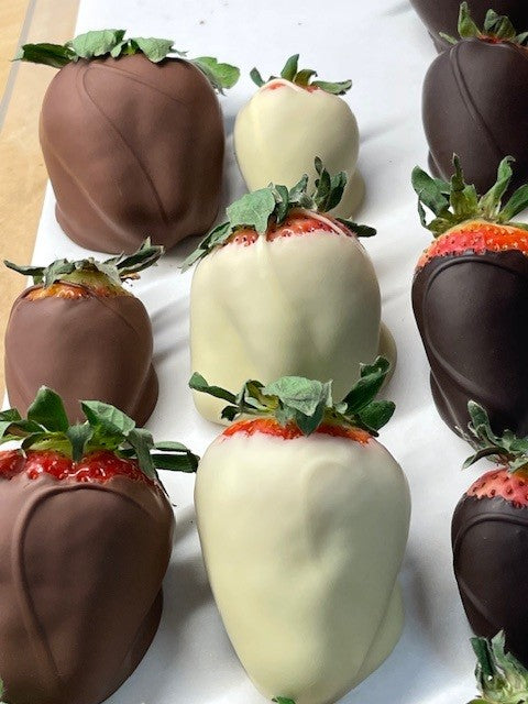Chocolate Covered Strawberries (In-store Pick up only)