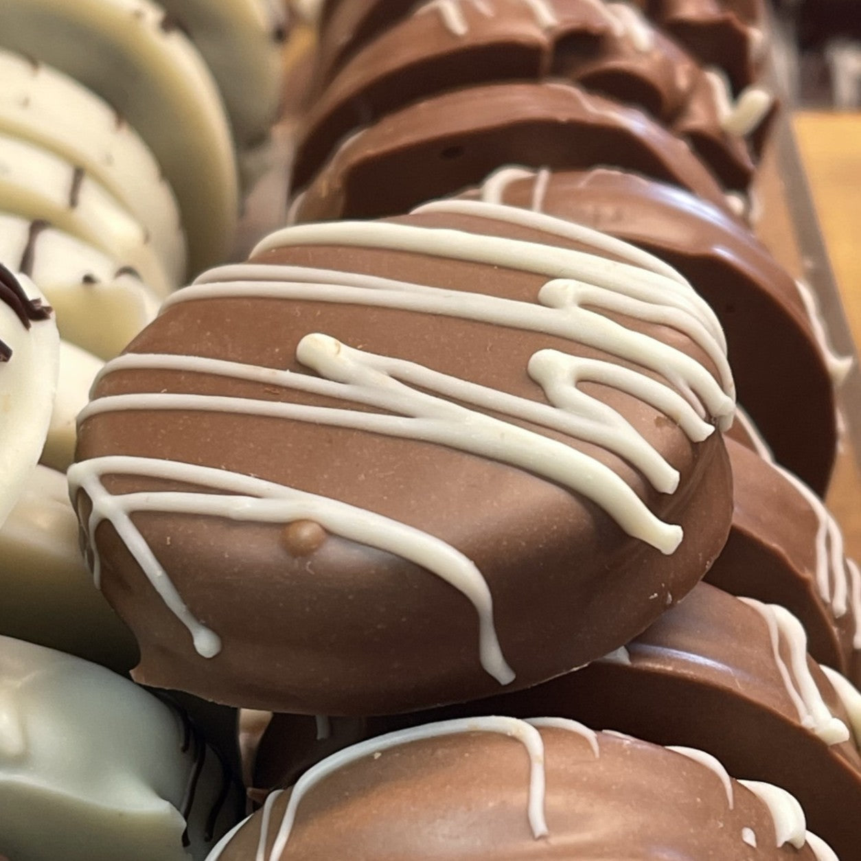 8pc Oreo Custom Box - Hansel & Gretel Candy Kitchen - Hansel And